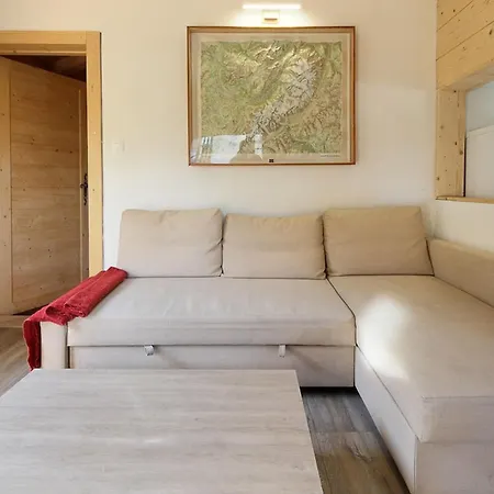 Le Petite Tourmente *