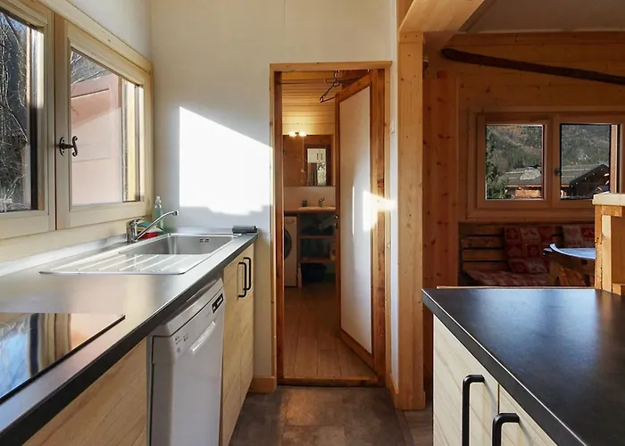 Le Petite Tourmente *